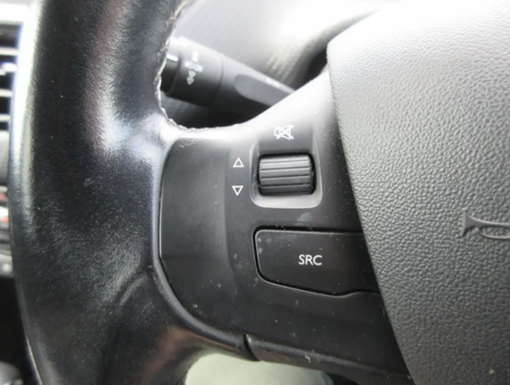 PEUGEOT 208 ALLURE - PRG Motors Ltd