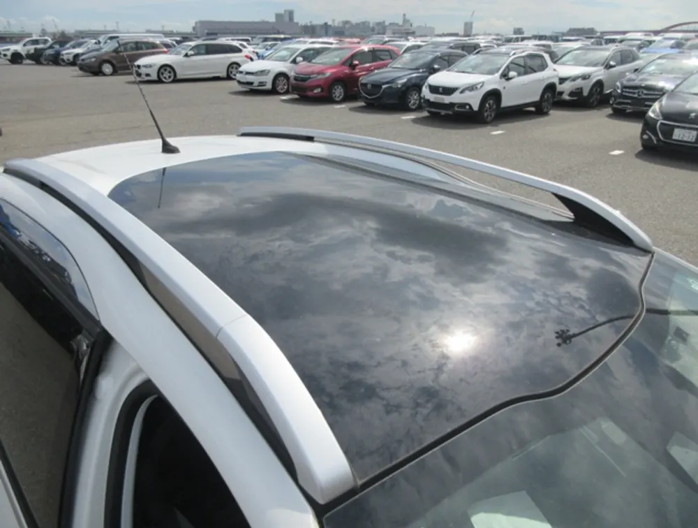 PEUGEOT 2008 ALLURE MOONROOF - PRG Motors Ltd