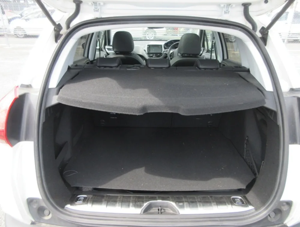 PEUGEOT 2008 ALLURE MOONROOF - PRG Motors Ltd