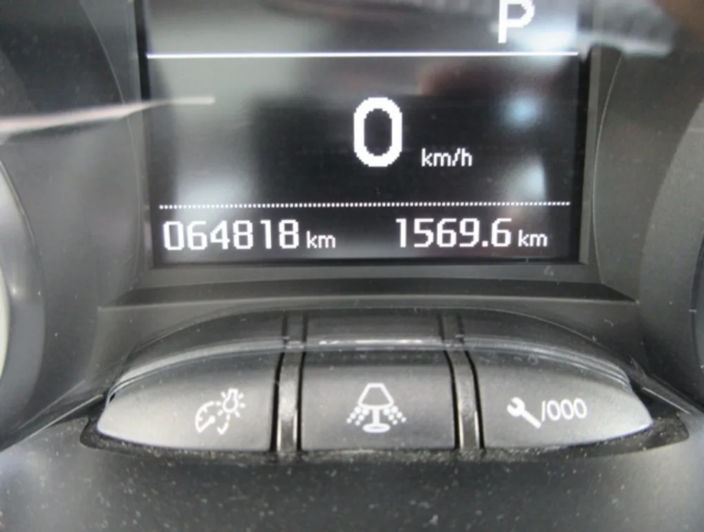 PEUGEOT 2008 ALLURE MOONROOF - PRG Motors Ltd