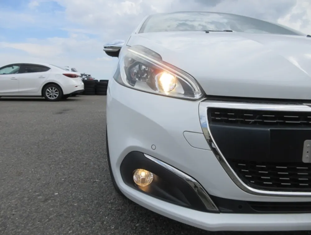PEUGEOT 208 TECH PACK EDITION - PRG Motors Ltd