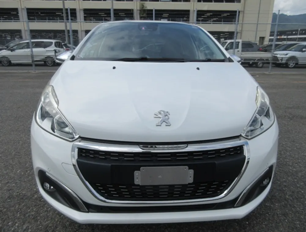 PEUGEOT 208 TECH PACK EDITION - PRG Motors Ltd