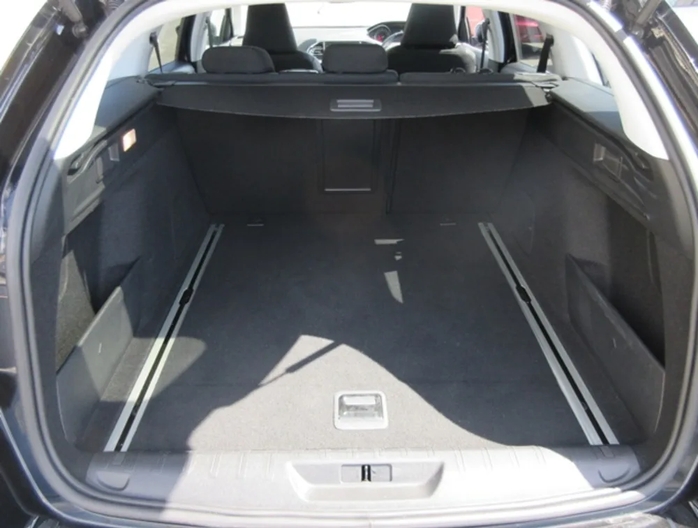 PEUGEOT 308 S/WAGON ALLURE - PRG Motors Ltd