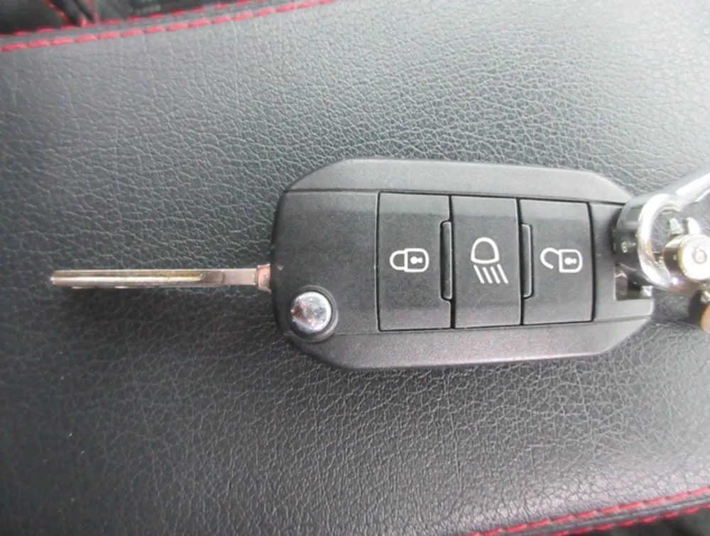 PEUGEOT 2008 GTLINE - PRG Motors Ltd