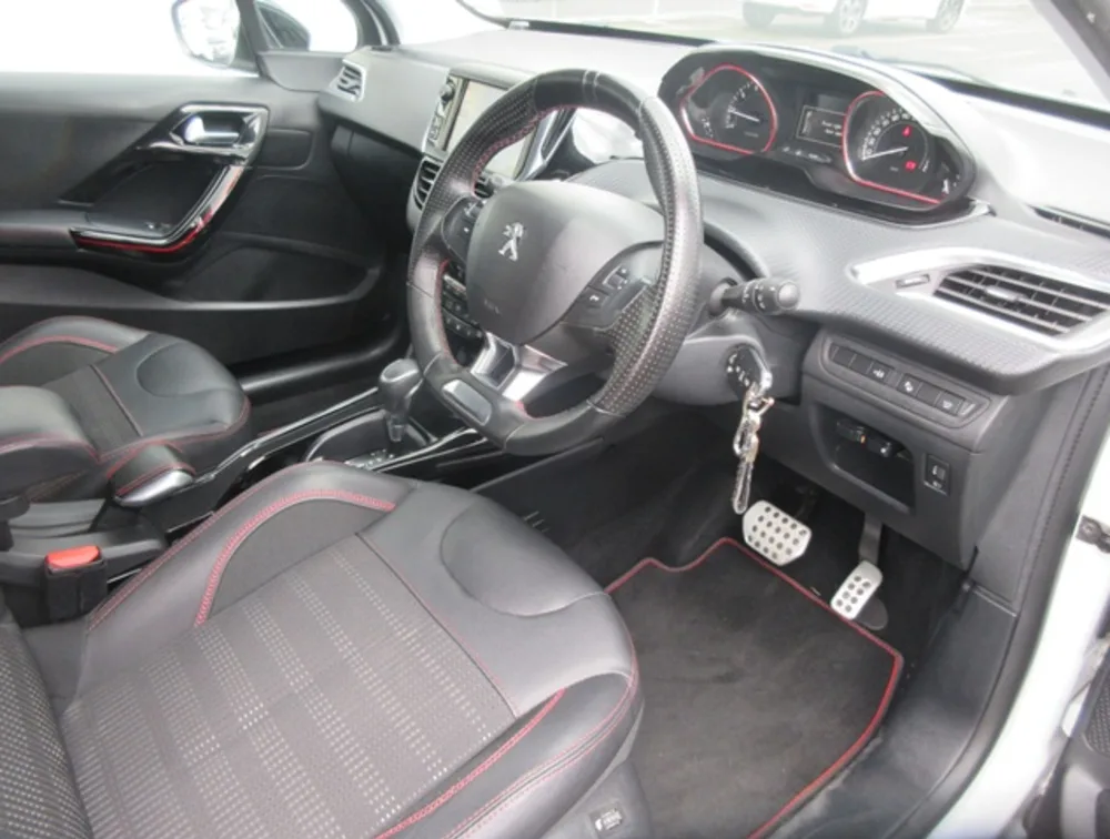 PEUGEOT 2008 GTLINE - PRG Motors Ltd