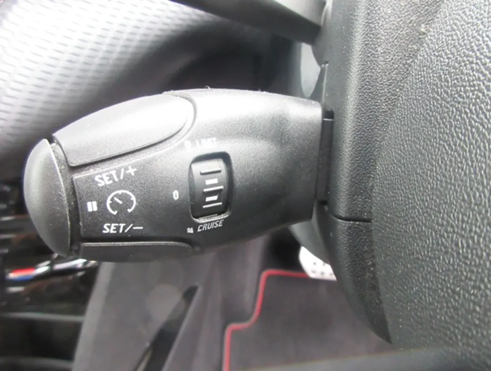 PEUGEOT 2008 GTLINE - PRG Motors Ltd