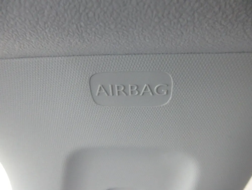 PEUGEOT 2008 GTLINE - PRG Motors Ltd