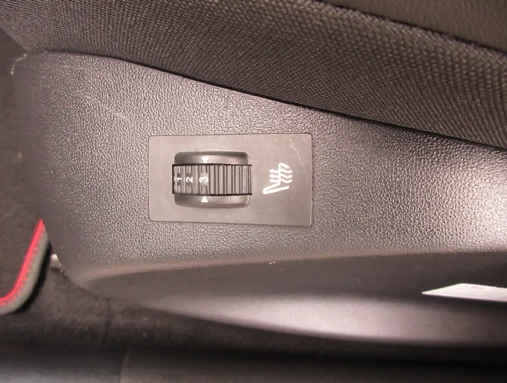 PEUGEOT 2008 GTLINE - PRG Motors Ltd