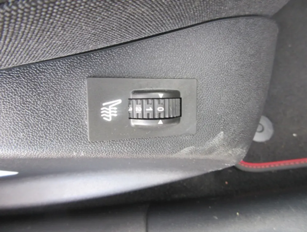 PEUGEOT 2008 GTLINE - PRG Motors Ltd