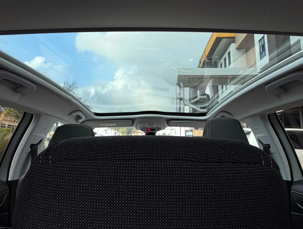 PEUGEOT 308 HATCHBACK MOONROOF - PRG Motors Ltd