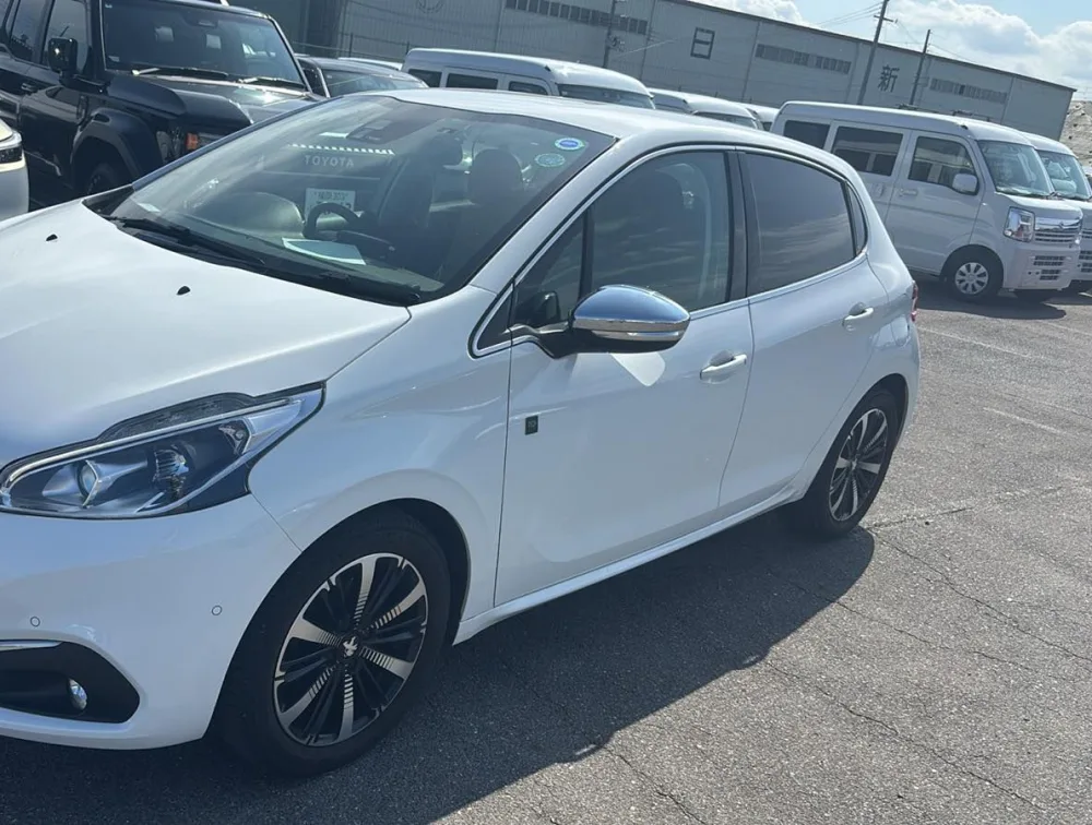 PEUGEOT 208 TECH EDITION - PRG Motors Ltd