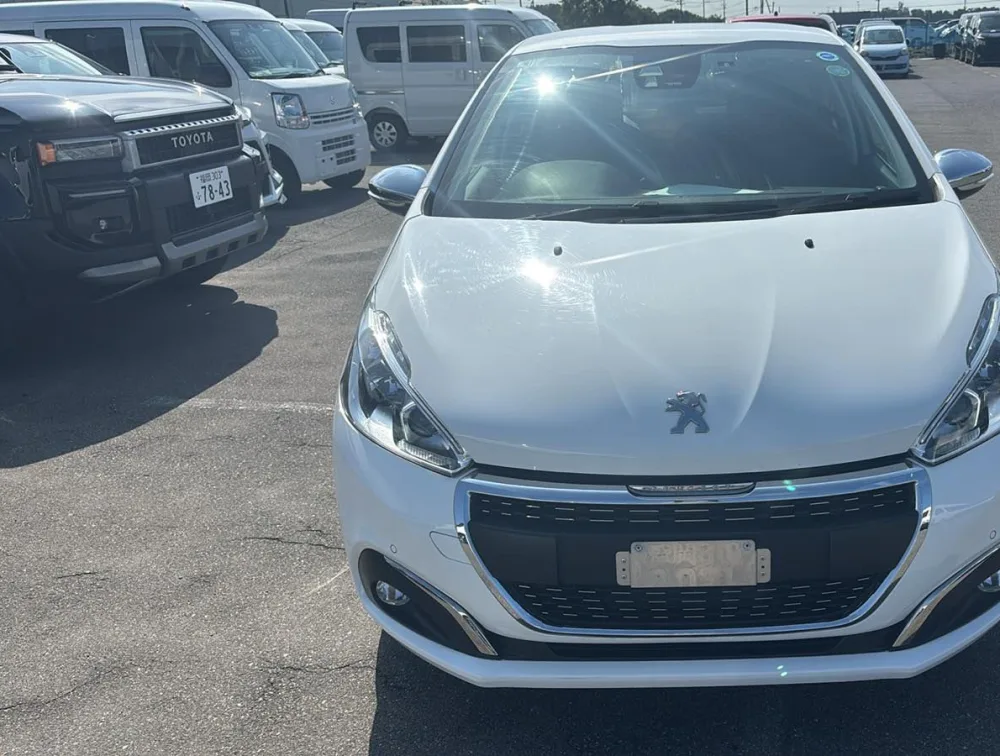 PEUGEOT 208 TECH EDITION - PRG Motors Ltd