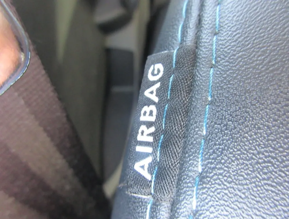 PEUGEOT 2008 CROSSCITY - PRG Motors Ltd