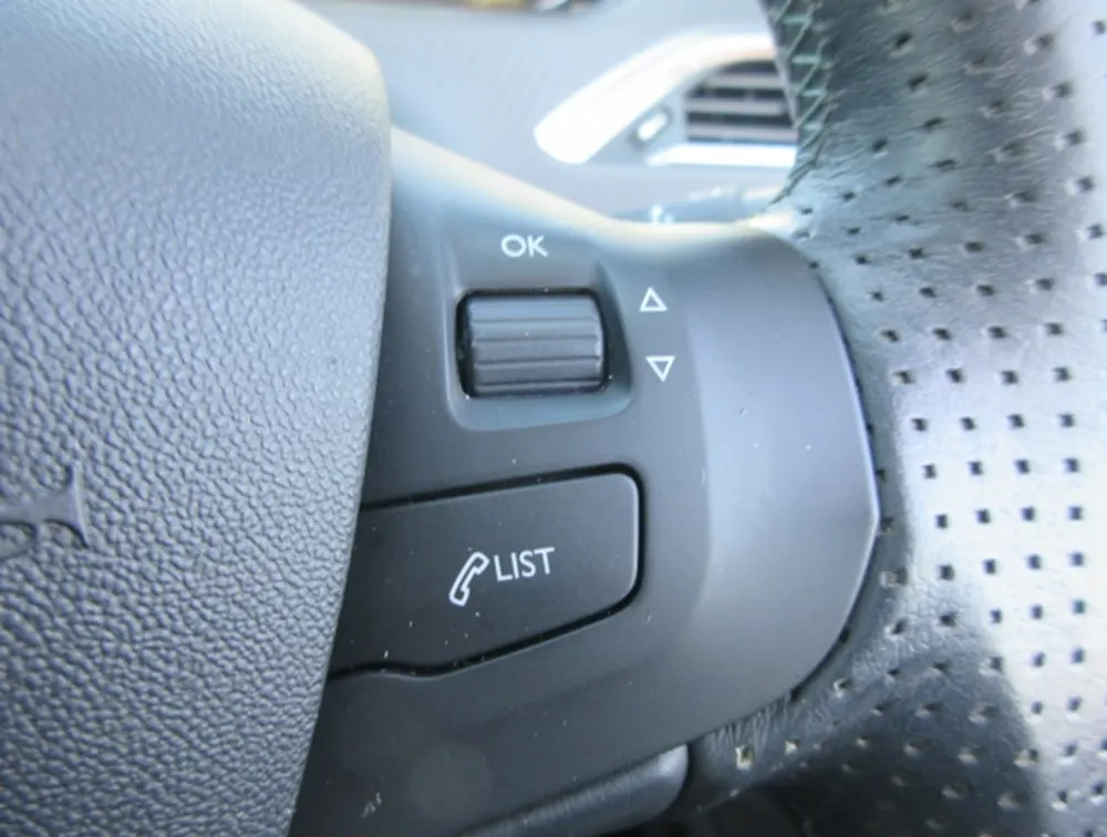 PEUGEOT 2008 CROSSCITY - PRG Motors Ltd