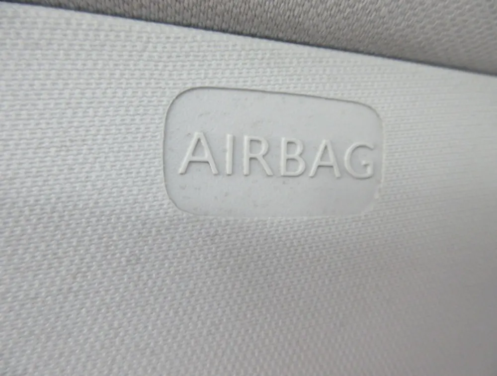 PEUGEOT 2008 CROSSCITY - PRG Motors Ltd