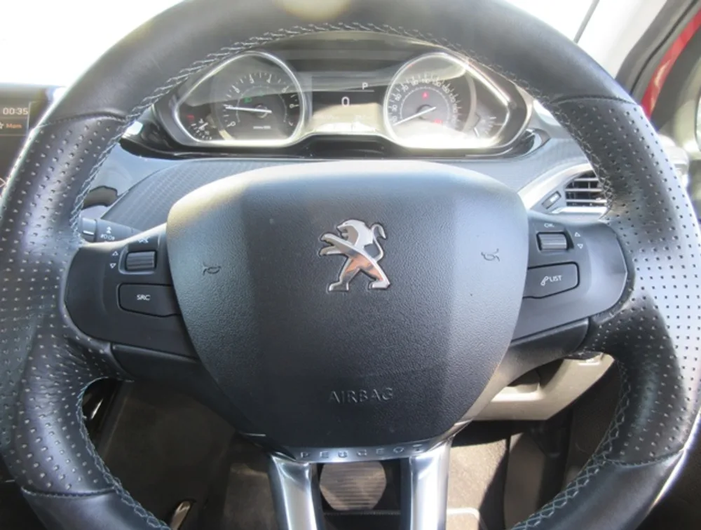 PEUGEOT 2008 CROSSCITY - PRG Motors Ltd