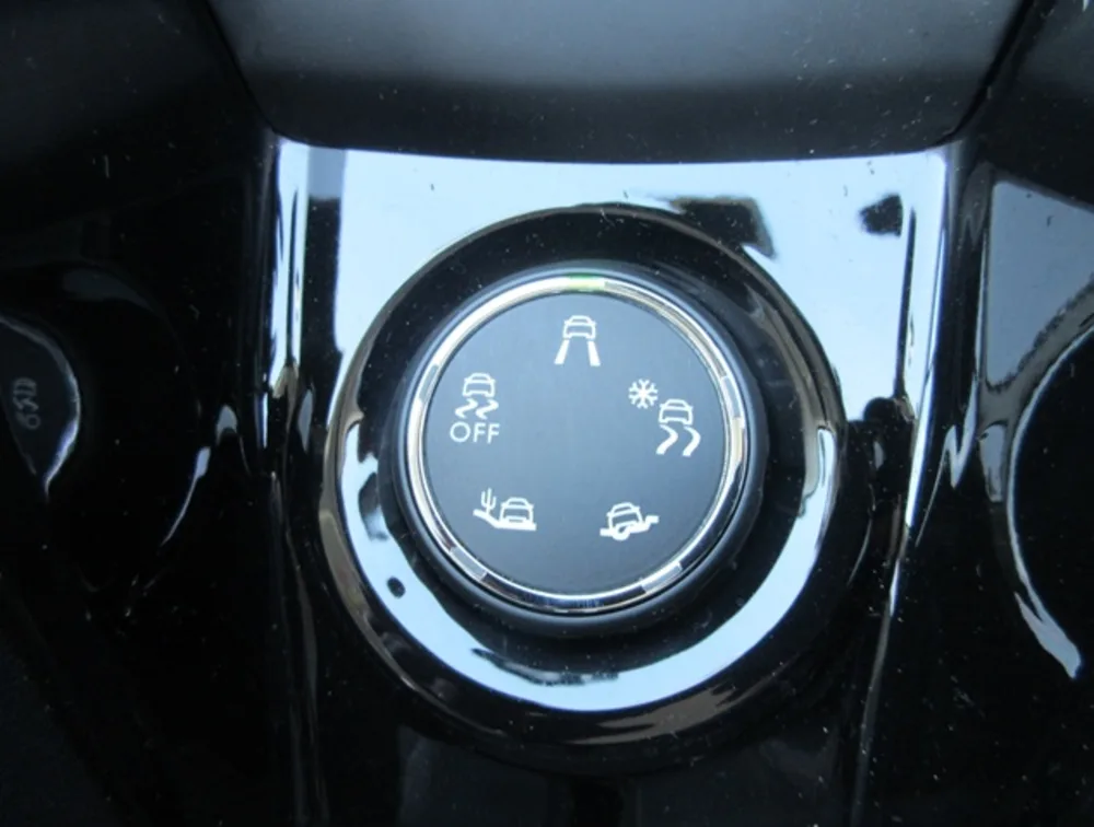 PEUGEOT 2008 GTLINE - PRG Motors Ltd