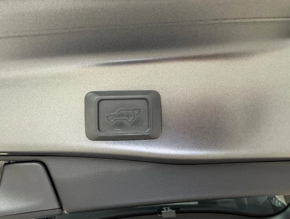 TOYOTA RAV4 - PRG Motors Ltd