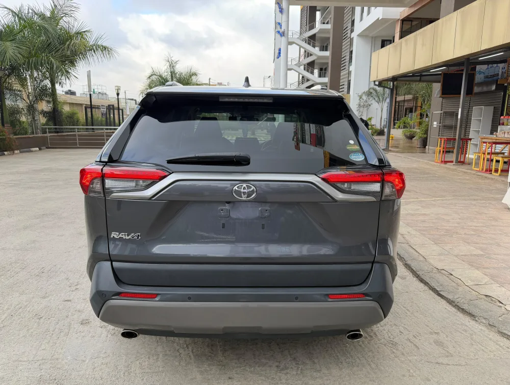 TOYOTA RAV4 - PRG Motors Ltd