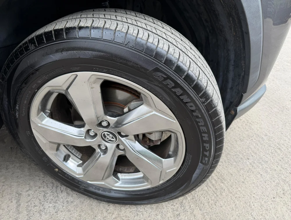 TOYOTA RAV4 - PRG Motors Ltd