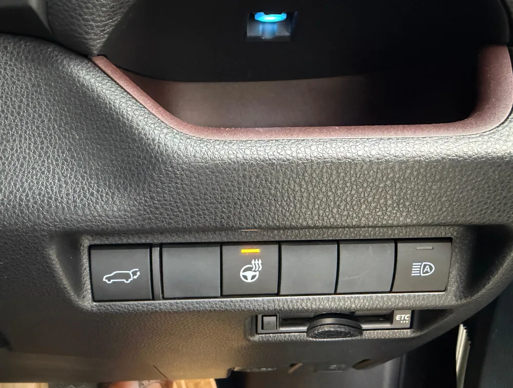 TOYOTA RAV4 - PRG Motors Ltd