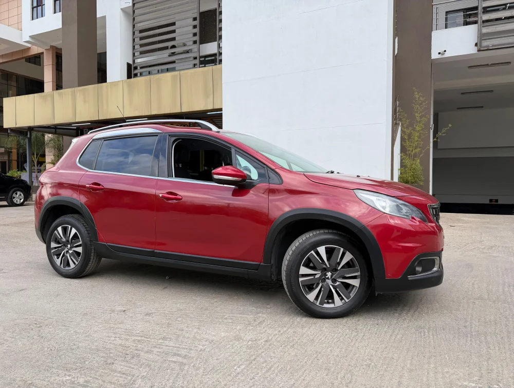 PEUGEOT 2008 ALLURE
