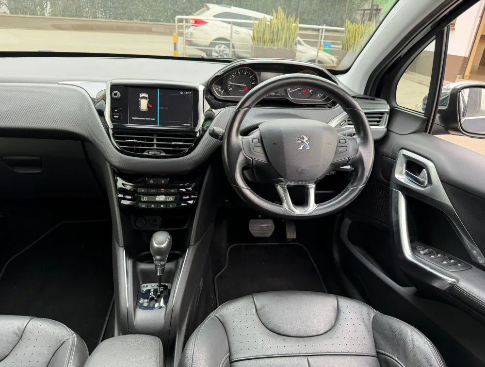 PEUGEOT 208 T/E FULL LEATHER SEATS - PRG Motors Ltd