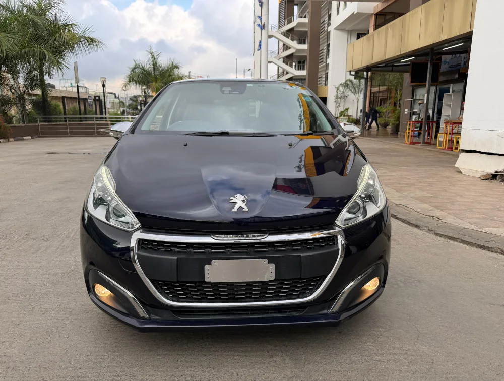 PEUGEOT 208 T/E FULL LEATHER SEATS - PRG Motors Ltd