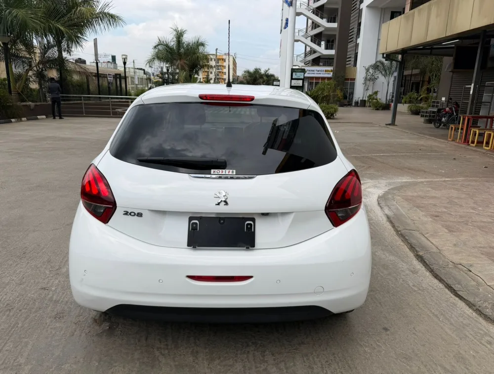 PEUGEOT 208 TECH EDITION - PRG Motors Ltd