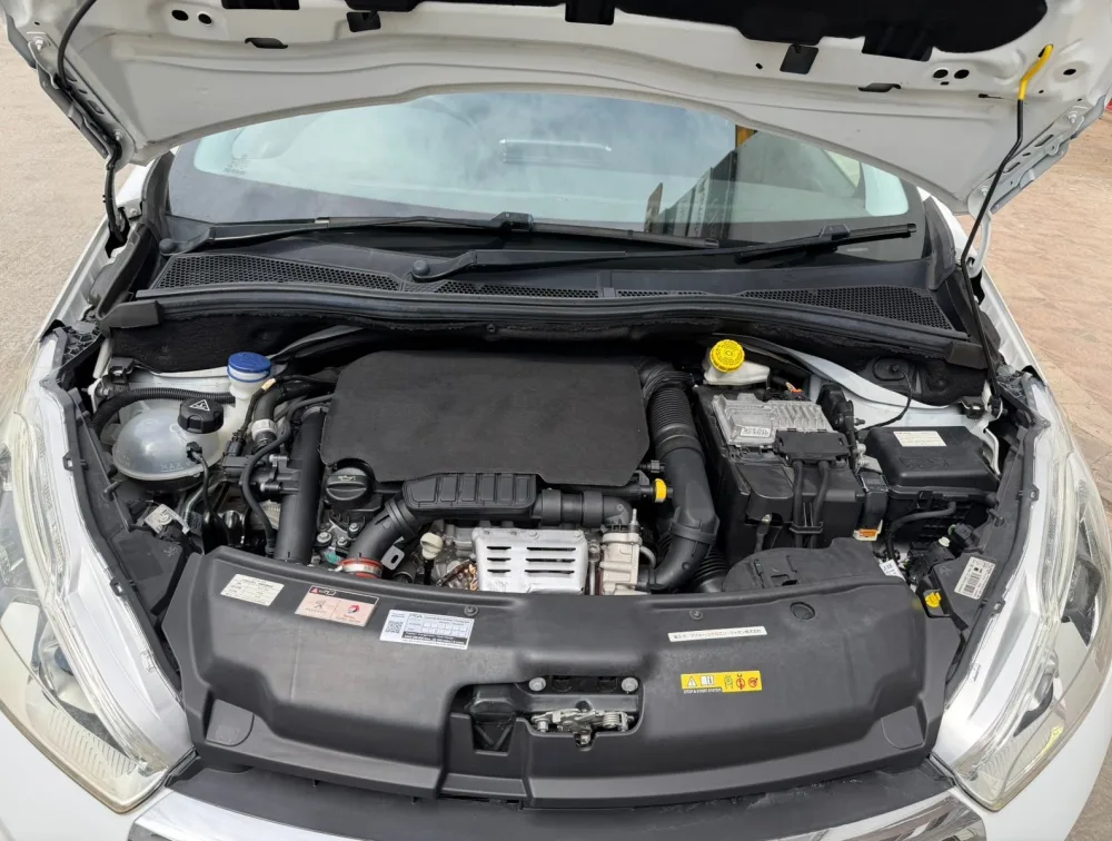 PEUGEOT 208 TECH EDITION - PRG Motors Ltd