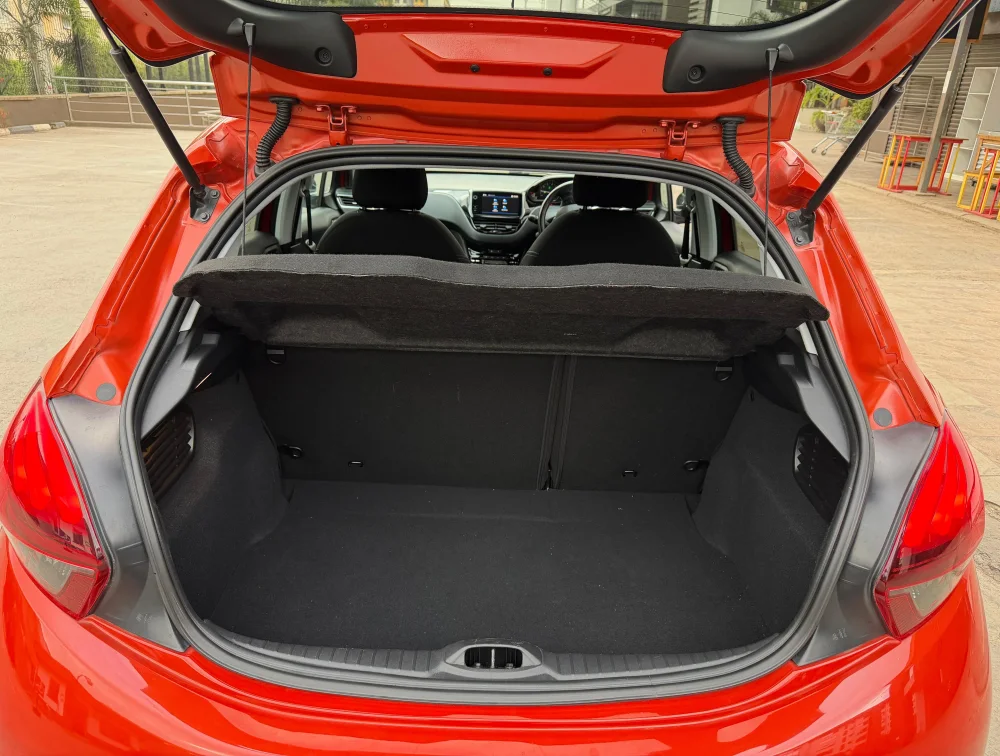 PEUGEOT 208 ALLURE - PRG Motors Ltd