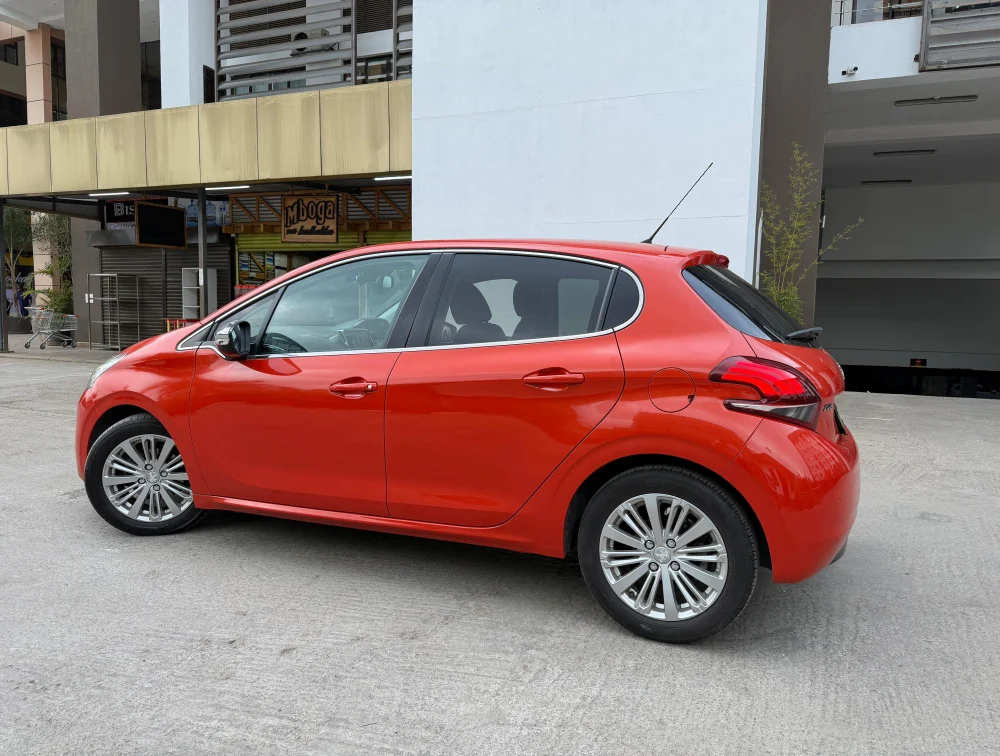 PEUGEOT 208 ALLURE - PRG Motors Ltd