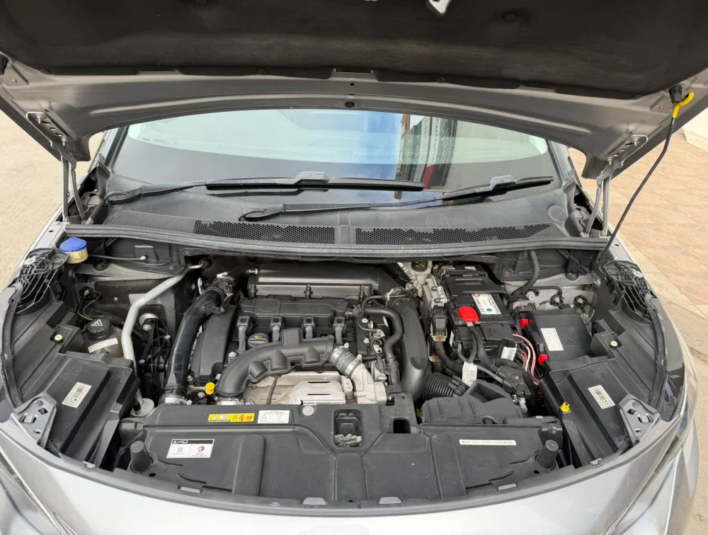 PEUGEOT 5008 CROSSCITY SUNROOF - PRG Motors Ltd