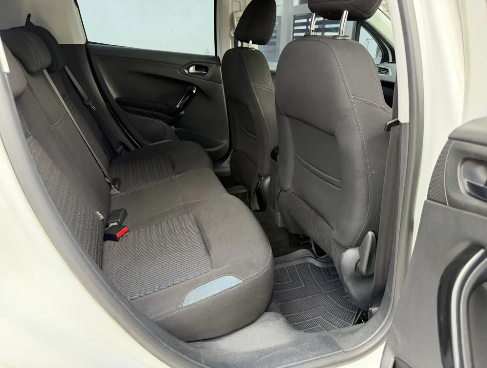 PEUGEOT 208 ALLURE - PRG Motors Ltd