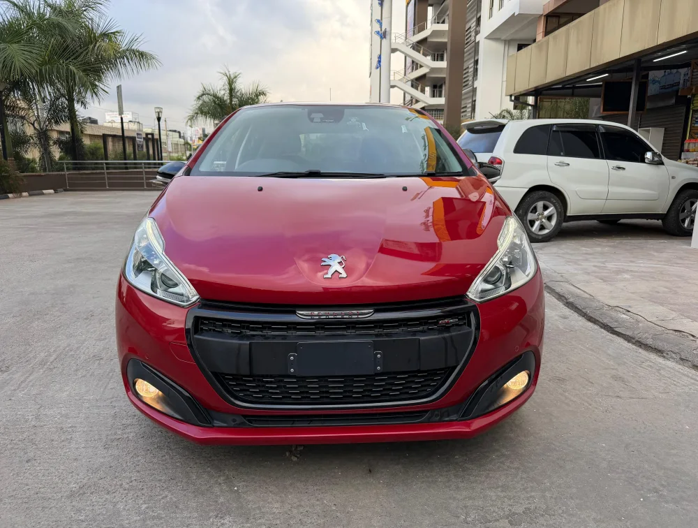 PEUGEOT 208 GTLINE - PRG Motors Ltd