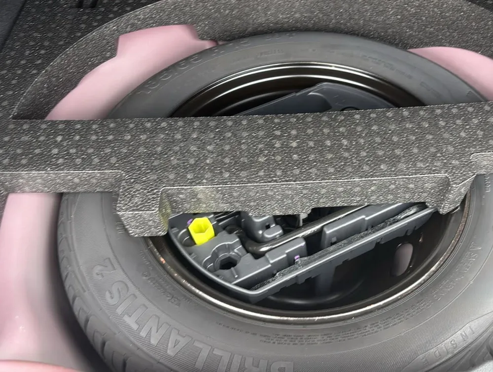 PEUGEOT 2008 ALLURE - PRG Motors Ltd