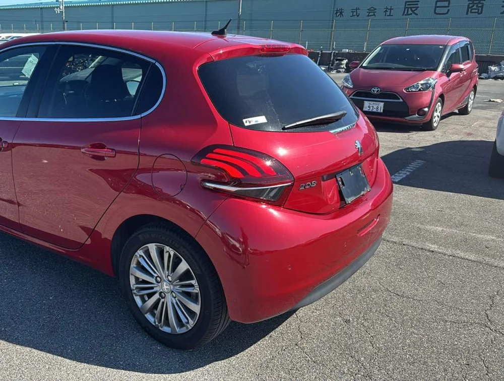 PEUGEOT 208 ALLURE - PRG Motors Ltd