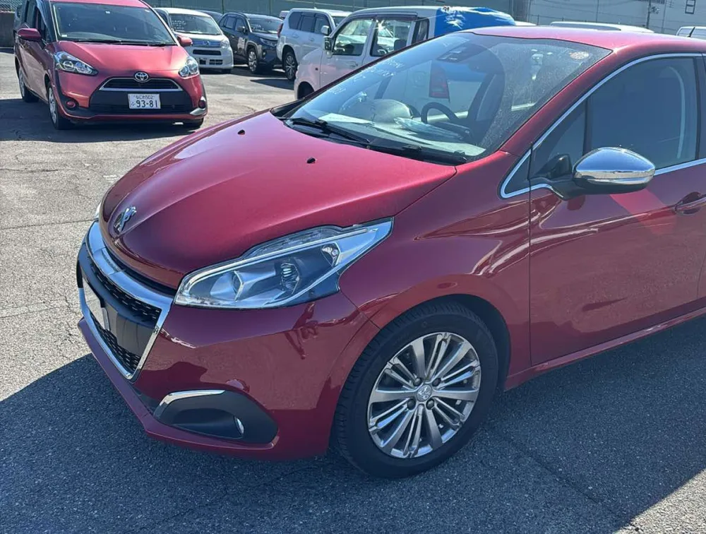 PEUGEOT 208 ALLURE - PRG Motors Ltd