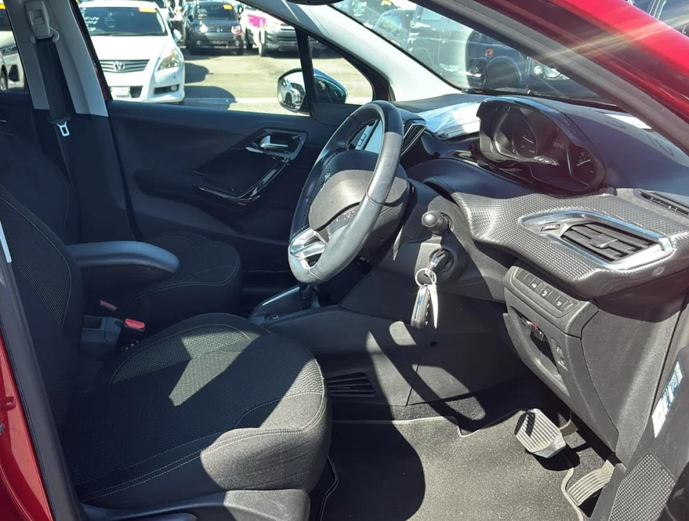 PEUGEOT 208 ALLURE - PRG Motors Ltd