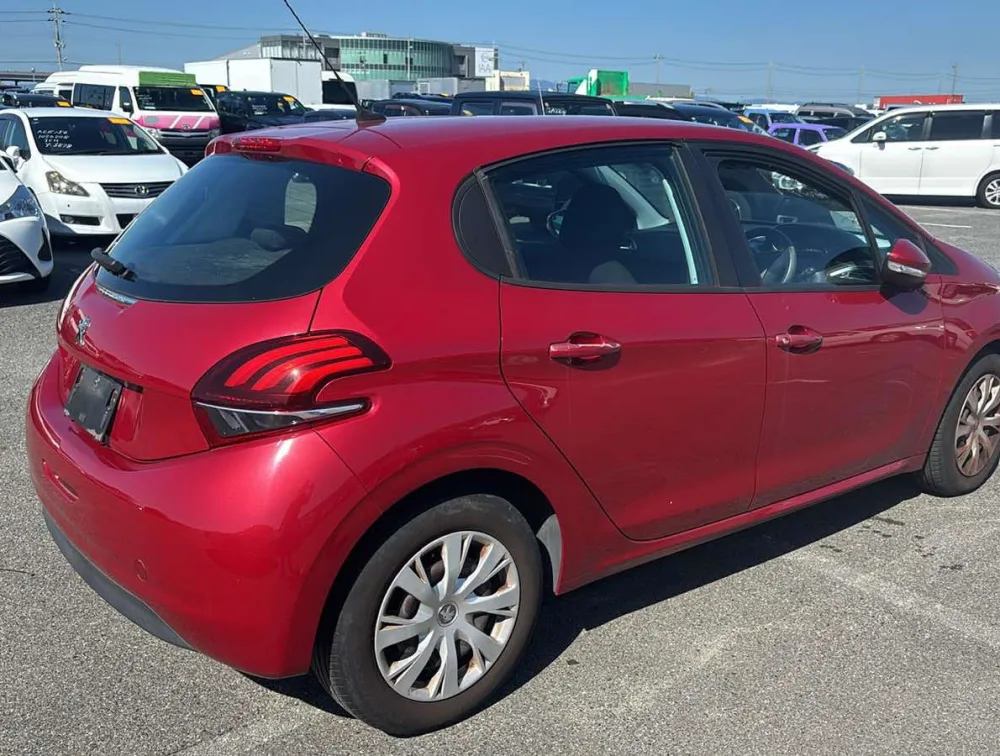 PEUGEOT 208 ALLURE - PRG Motors Ltd