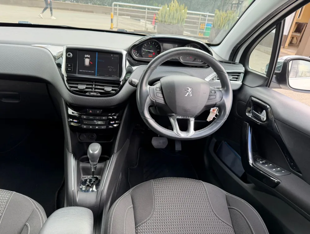 PEUGEOT 208 ALLURE - PRG Motors Ltd