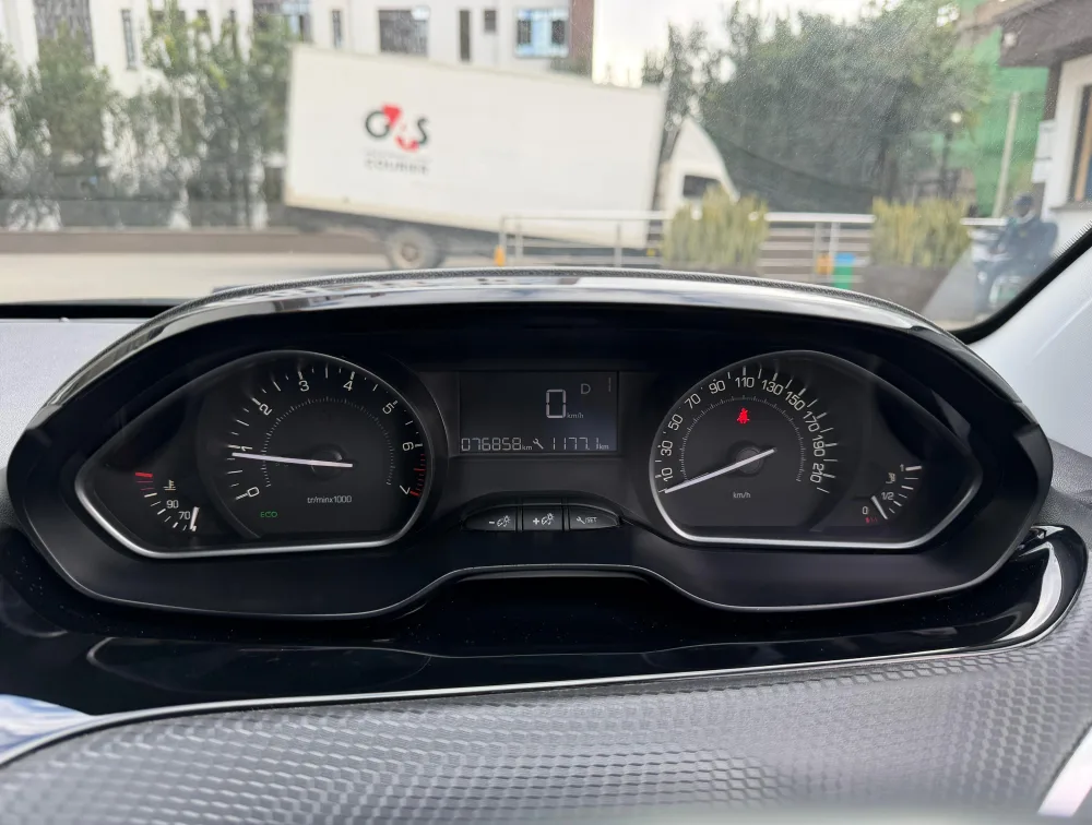 PEUGEOT 208 ALLURE - PRG Motors Ltd