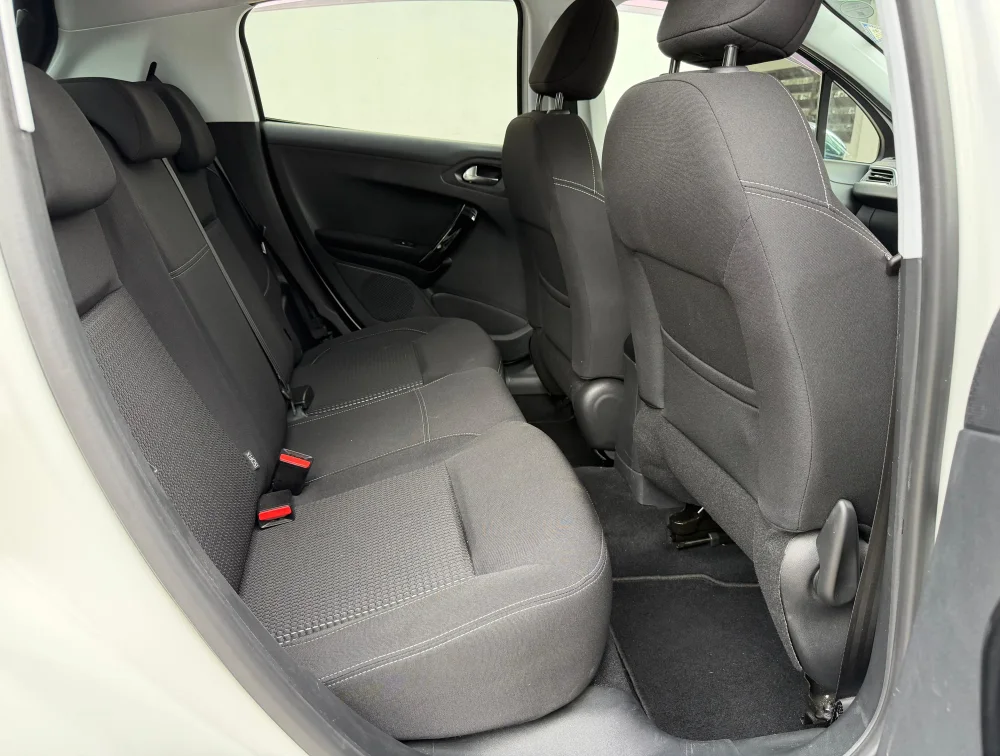 PEUGEOT 208 ALLURE - PRG Motors Ltd