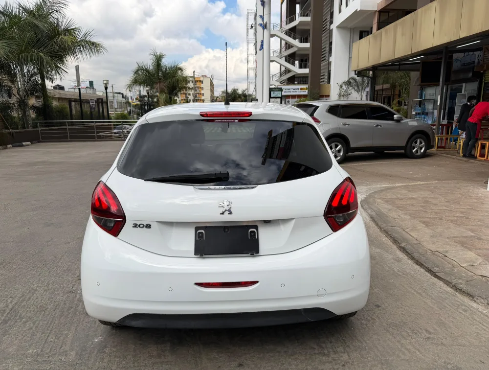 PEUGEOT 208 ALLURE - PRG Motors Ltd