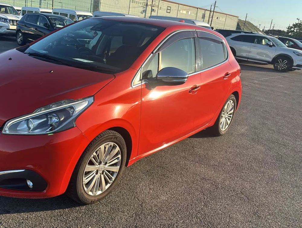 PEUGEOT 208 ALLURE - PRG Motors Ltd