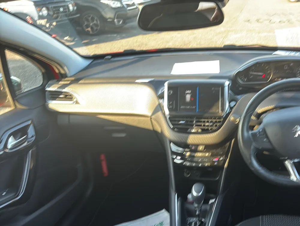 PEUGEOT 208 ALLURE - PRG Motors Ltd