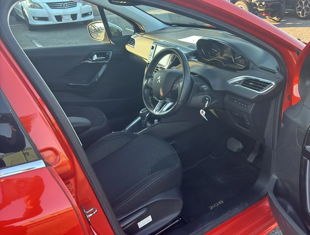 PEUGEOT 208 ALLURE - PRG Motors Ltd