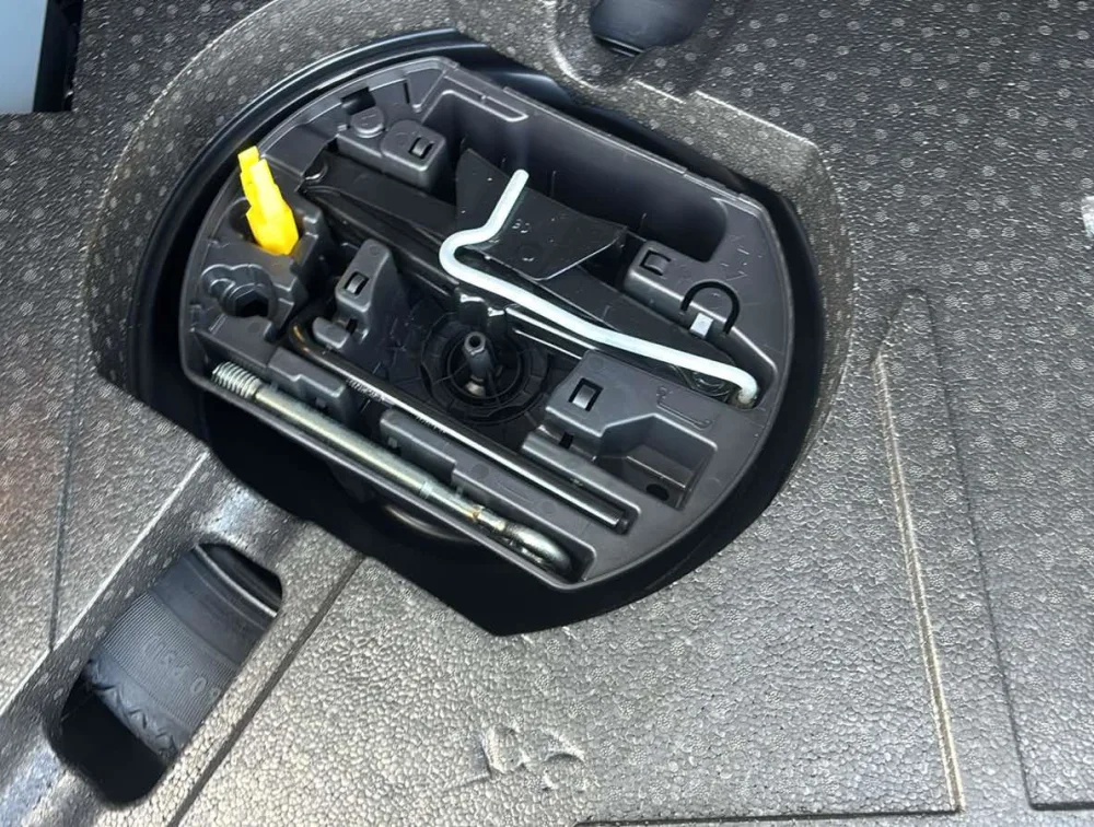 PEUGEOT 308 S/W ALLURE MOONROOF - PRG Motors Ltd