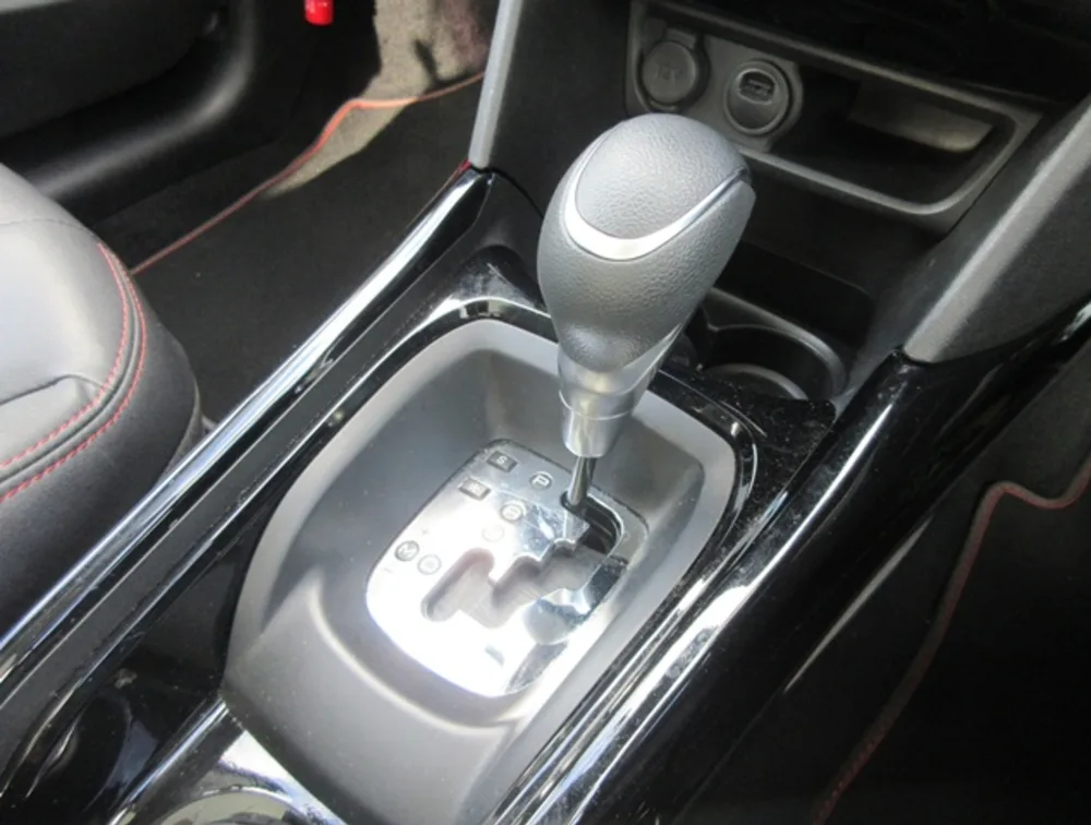 PEUGEOT 2008 GTLINE MOONROOF - PRG Motors Ltd