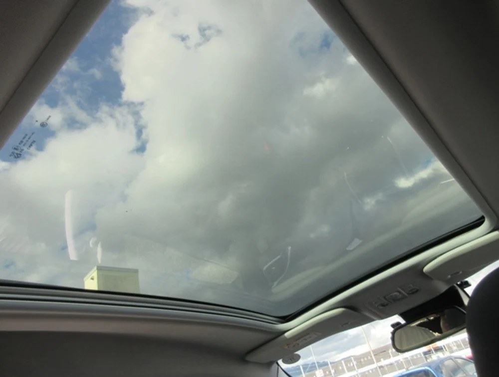 PEUGEOT 2008 GTLINE MOONROOF - PRG Motors Ltd